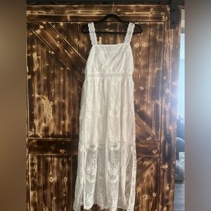 Super cute lace dress